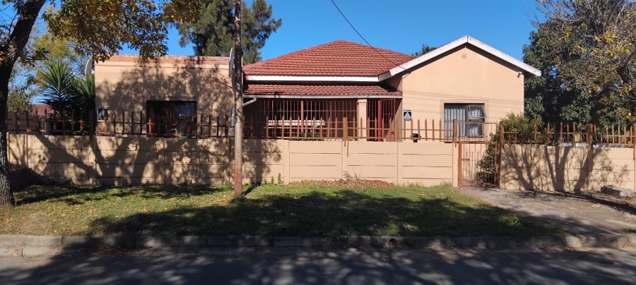 3 Bedroom Property for Sale in King Williams Town Central Eastern Cape